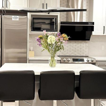 Dimond Abode Vacation Home #1 Oakland Dimond District Bagian luar foto