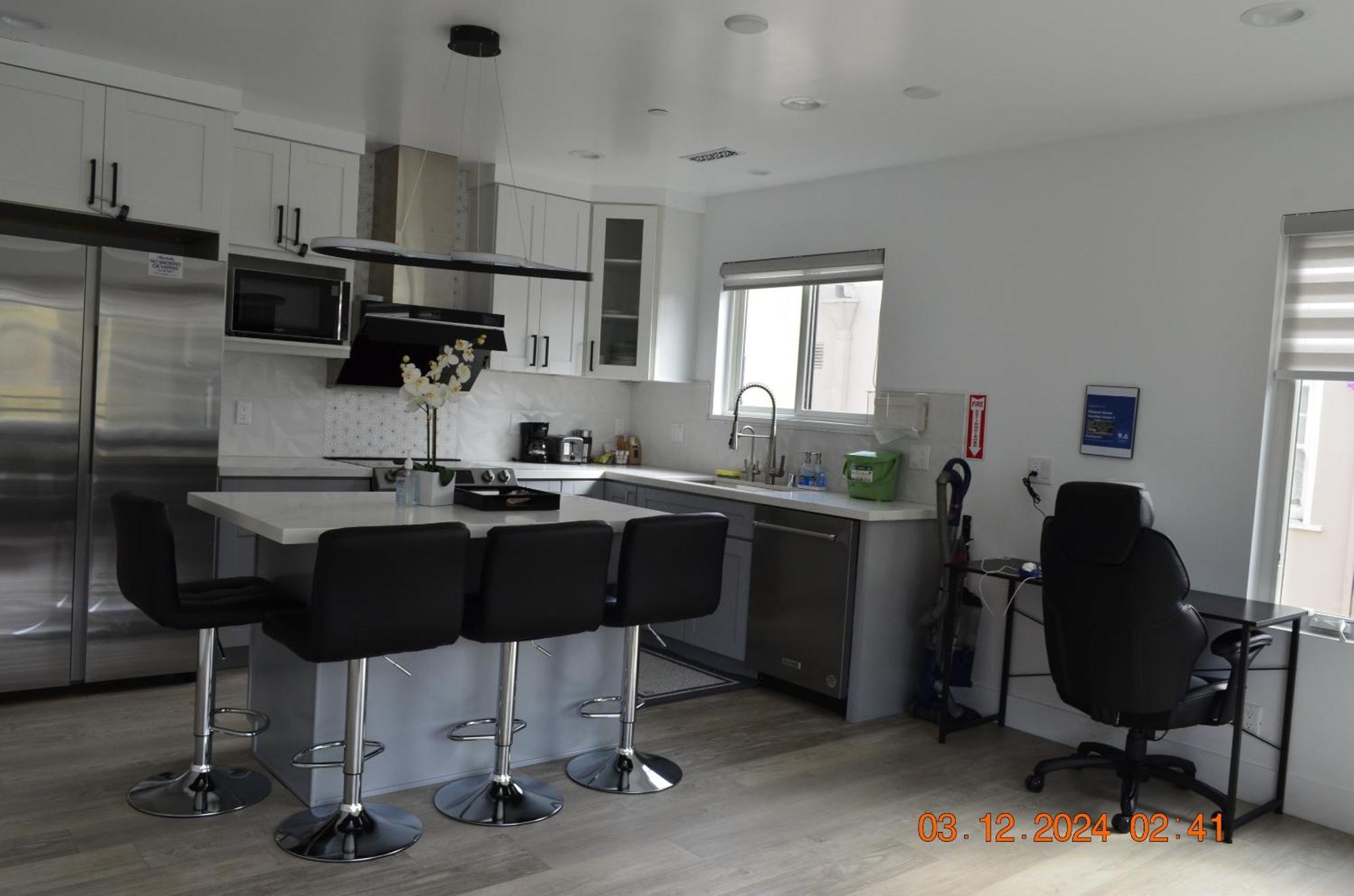 Dimond Abode Vacation Home #1 Oakland Dimond District Ruang foto